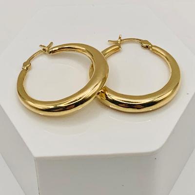 LOT:166: Pair of 14k Gold Hoop Earrings Mark DW - 2.46g tw