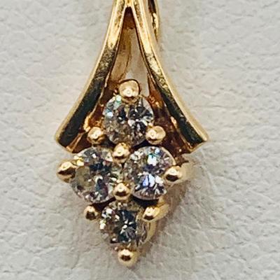 LOT 167: Beautiful Diamond and 14 K Gold Pendant on 16" Gold Chain 1.76g tw