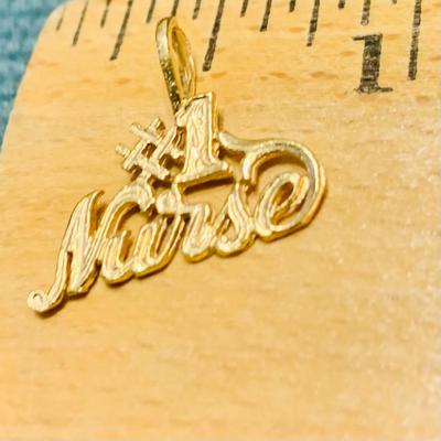 LOT 170: #1 Nurse 14k Gold Charm .69 gtw