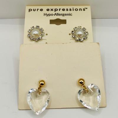 LOT 173: Crown Trifari Baquett Cut Silvertone Rhodium Plated Chip-on Earrings, Rhinestone Pins, Earrings and More Fashion Jewelry