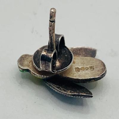 LOT:182: Collection of Fashion Jewelry Including 925 Bee Earings Silvertone Earrings and Necklas and Art Glass Beaded Bracelet