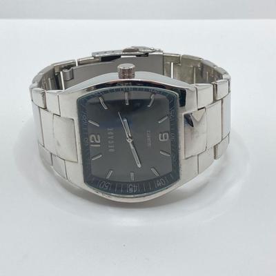 LOT 190J: Vintage Collection - Zippo Personalized Engraved Lighter in Case, Trim Gold Tone Pocket Knife, Ronson Lighter, Fish Keychains,...