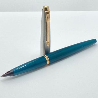 LOT 192J: Parker Pen / Pencil Collection