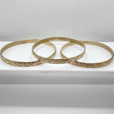 LOT 193J: Sterling / Silver Tone Jewelry Collection - Fossil Watch, Alpaca Mexico Bangle Bracelets, Earrings, Mother of Pearl Earrings...