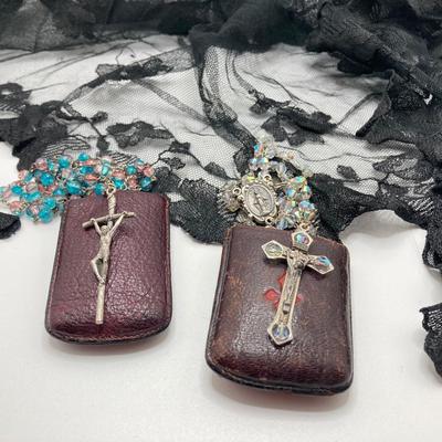 LOT 194J: Beautiful Religious Jewelry / Rosary Bead, Necklace, Medals / Charm and More Collection