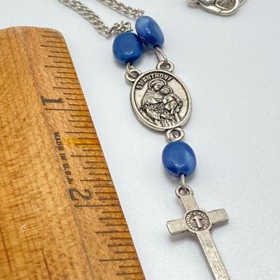LOT 194J: Beautiful Religious Jewelry / Rosary Bead, Necklace, Medals / Charm and More Collection