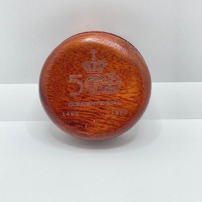 LOT 204J: 1492 - 1992 500 Quincentennial Coin in Round Wooden Box and 1976 United Nations Bronze Peace Medal