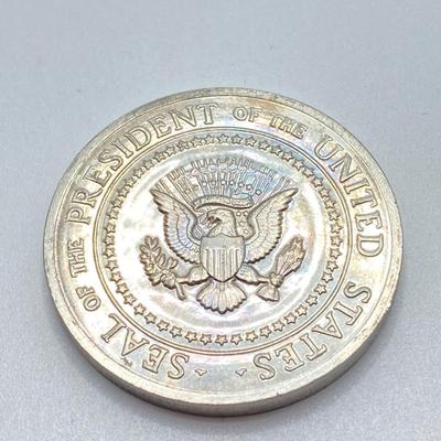 LOT 206J: Collection of Coins, Tokens and Medals - Independence Hall, Buffalo Bill, Richard Nixon and More