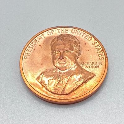 LOT 206J: Collection of Coins, Tokens and Medals - Independence Hall, Buffalo Bill, Richard Nixon and More