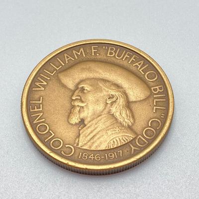 LOT 206J: Collection of Coins, Tokens and Medals - Independence Hall, Buffalo Bill, Richard Nixon and More