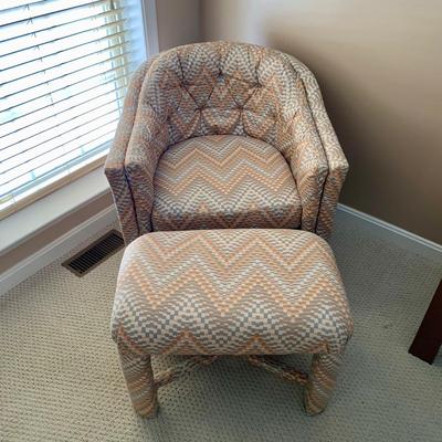 LOT 2 L: 2 Weiman / Warren Lloyd 1970's Style Orange & Grey Tufted Tub Chairs w/ Matching Ottomans