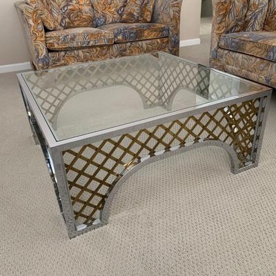 LOT 3 L: Square Glass Top & Thatched Metal Base Table