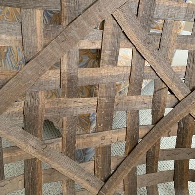 LOT 4 L: Vintage Tobacco Leaf Drying Basket