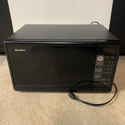 LOT 27 B: Quasar Microwave Model #MQS0963E