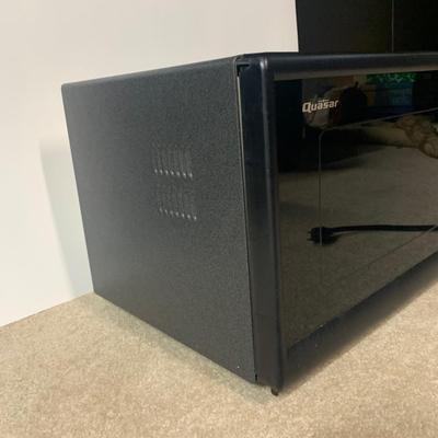 LOT 27 B: Quasar Microwave Model #MQS0963E