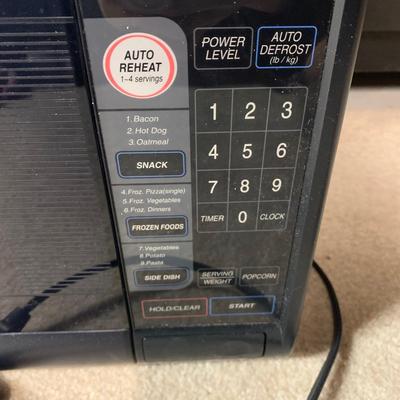 LOT 27 B: Quasar Microwave Model #MQS0963E