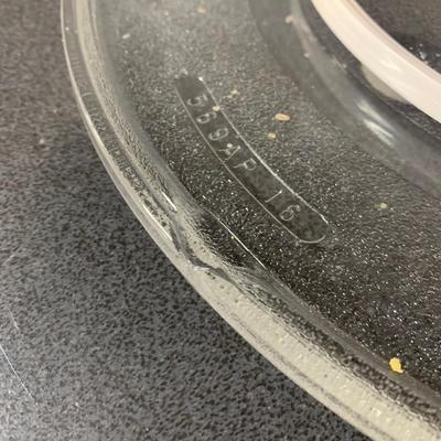 LOT 27 B: Quasar Microwave Model #MQS0963E