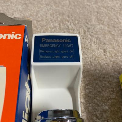 LOT 31 B: Camping Collection; Lifestraw, Travel Cooking Pots, Headlamp, Colman Thermos, Lanterns, 5 Gallon Water Pak, Cooler, Freeplay...