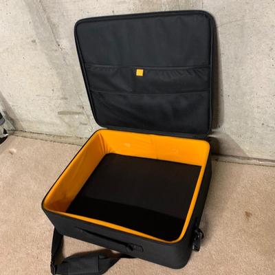 LOT 32 B: Travel Briefcase & LVI Suitcase