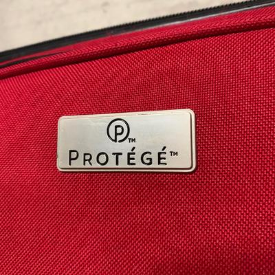 LOT 33 B: Pioneer Express Leather Travel Bag & Protégé Suitcase