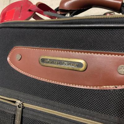 LOT 34 B: American Tourister Suitcases