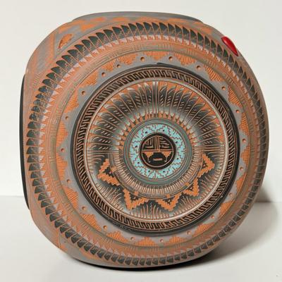 LOT 41B: 1990s Navajo Pottery Signed by Artist David Willie