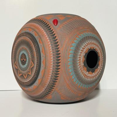 LOT 41B: 1990s Navajo Pottery Signed by Artist David Willie