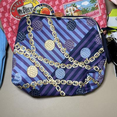 LOT 46B: Esteé Lauder Makeup Bags & More Fashionable Pouches