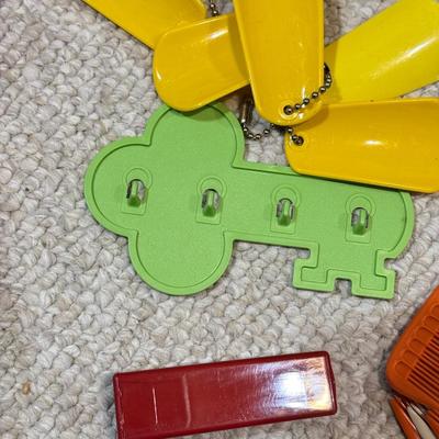 LOT 49B: Vintage Tupperware Collection - Containers, Measuring Cup, Key Hooks, Combs, Kids’ Lunchbox & Mo