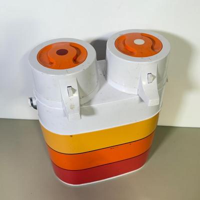 LOT 52B: Vintage Thermoses