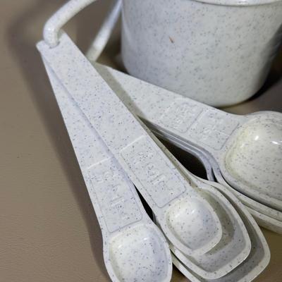 LOT 55B: Collection of Vintage Tupperware & More incl. Branded Stickers & Labels