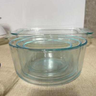 LOT 65B: Collection of Pyrex Glass Baking Dishes w/ Corning Ware Coffee Pot & Blue Cornflower Baking Dishes