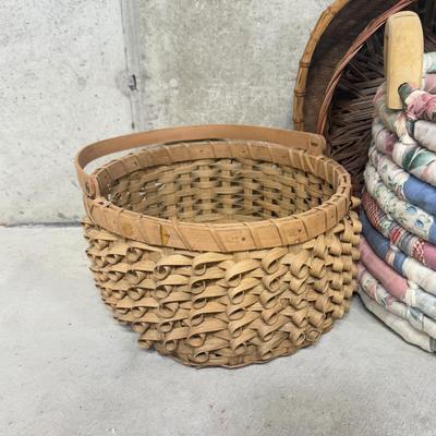 LOT 70B: Collection of Home Decor Baskets incl. Handmade