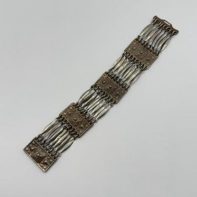 LOT 75J: Vintage Silver Mexico Segmented Cuff Bracelet (42.8g)
