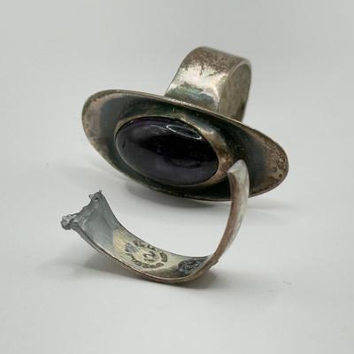 LOT 76J: Scrap/Craft Lot - Broken 14kt Gold Chain & Sterling Silver Rings w/ Mis-Match Silver Screwback Earrings