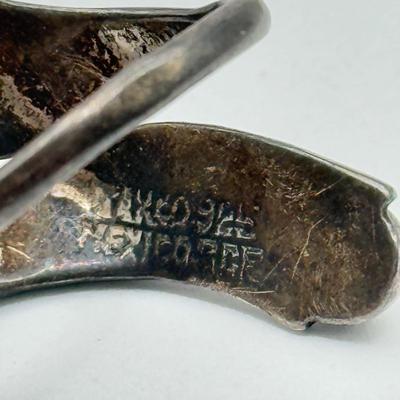 LOT 80J: Vintage Sterling Silver Jewelry - 6” Terrier Bracelet, Bangle & 2 Rings (29.0g)