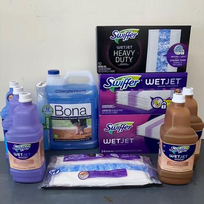 LOT 84G: Swiffer Wet Jet Supplies & Hardwood Floor Cleaner