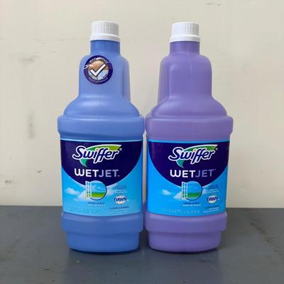LOT 84G: Swiffer Wet Jet Supplies & Hardwood Floor Cleaner