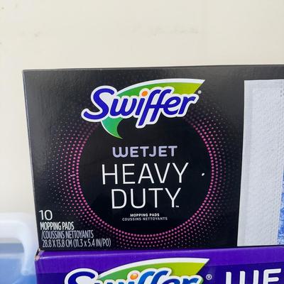 LOT 84G: Swiffer Wet Jet Supplies & Hardwood Floor Cleaner