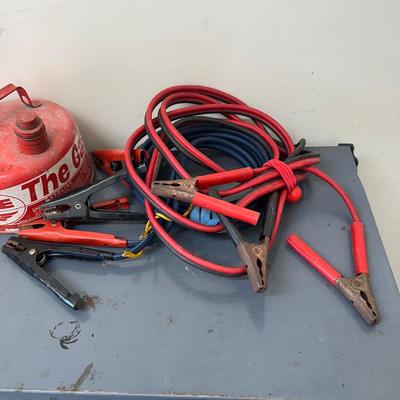 LOT 85G: Automotive Essentials! Hydraulic Jack, Ice Scrapers, Gas Can & More