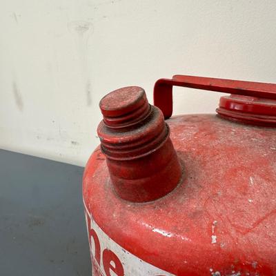 LOT 85G: Automotive Essentials! Hydraulic Jack, Ice Scrapers, Gas Can & More