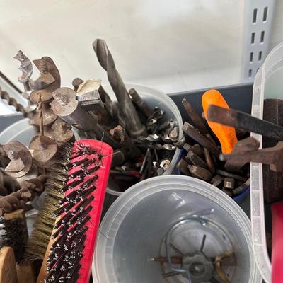 LOT 88G: 3 Tier Rolling Tool Cart w/ All Contents & Tools Included