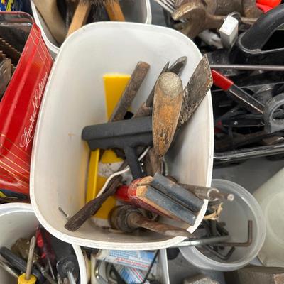 LOT 88G: 3 Tier Rolling Tool Cart w/ All Contents & Tools Included