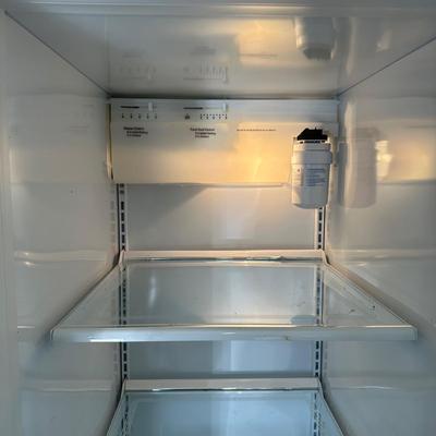 LOT 89G: General Electric Company Refrigerator model TFX25JPCC WW