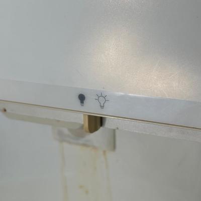 LOT 89G: General Electric Company Refrigerator model TFX25JPCC WW