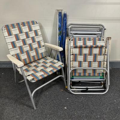 LOT 92G: 5 Folding Beach Chairs & 72” Beach Umbrellas