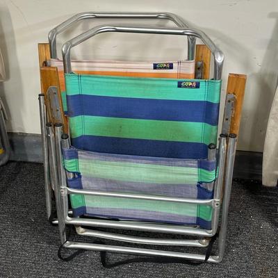 LOT 92G: 5 Folding Beach Chairs & 72” Beach Umbrellas
