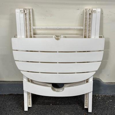LOT 93G: Folding Patio Furniture - 4 Chairs & 2 Tables