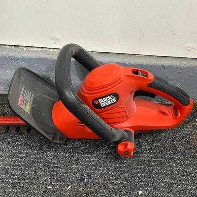 LOT 94G: Toro Power Sweep & Black & Decker Hedge Trimmers