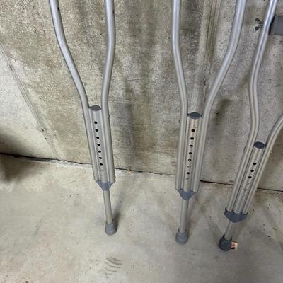 LOT 98B: Everest Jenning Wheelchair & 2 Sets Of Crutches